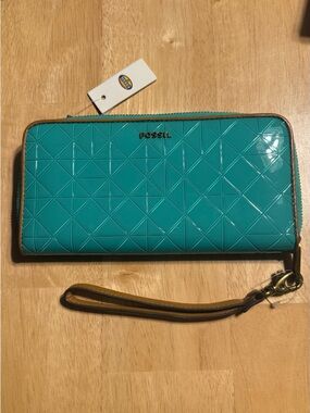 Fossil Turquoise Geometric Wristlet Wallet
